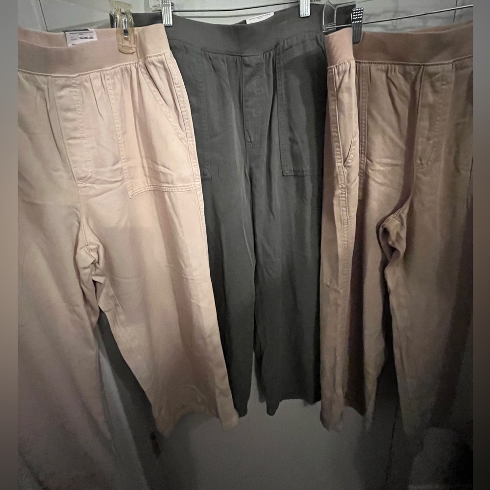 3 NEW Pairs of Pants- St. John's Bay Wide Leg Crop High Rise Pants - Picture 16 of 16